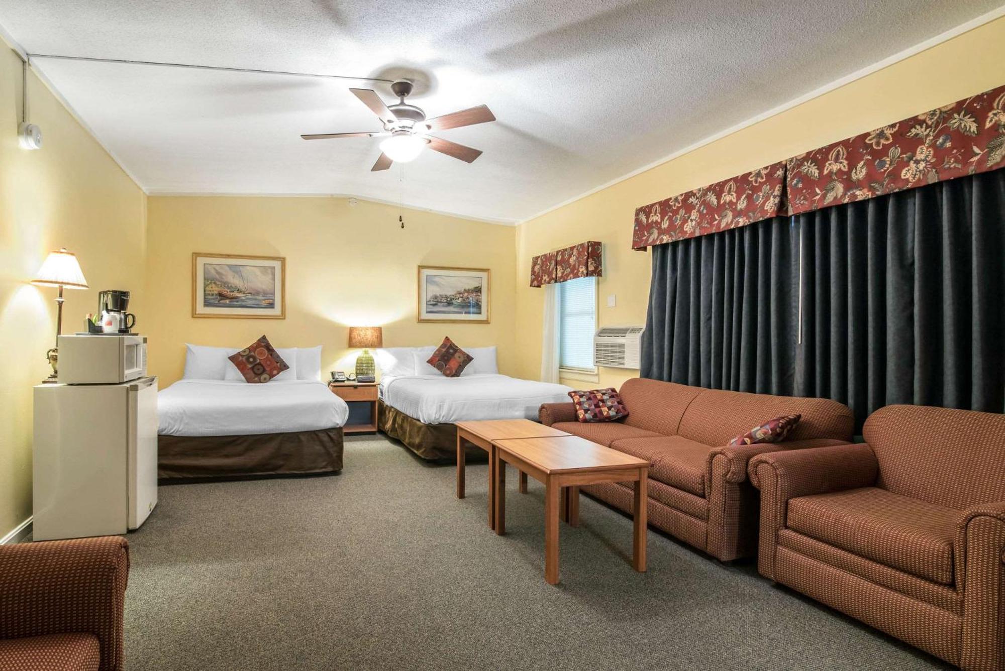 Tiltonlodge Inn & Suites Exterior foto